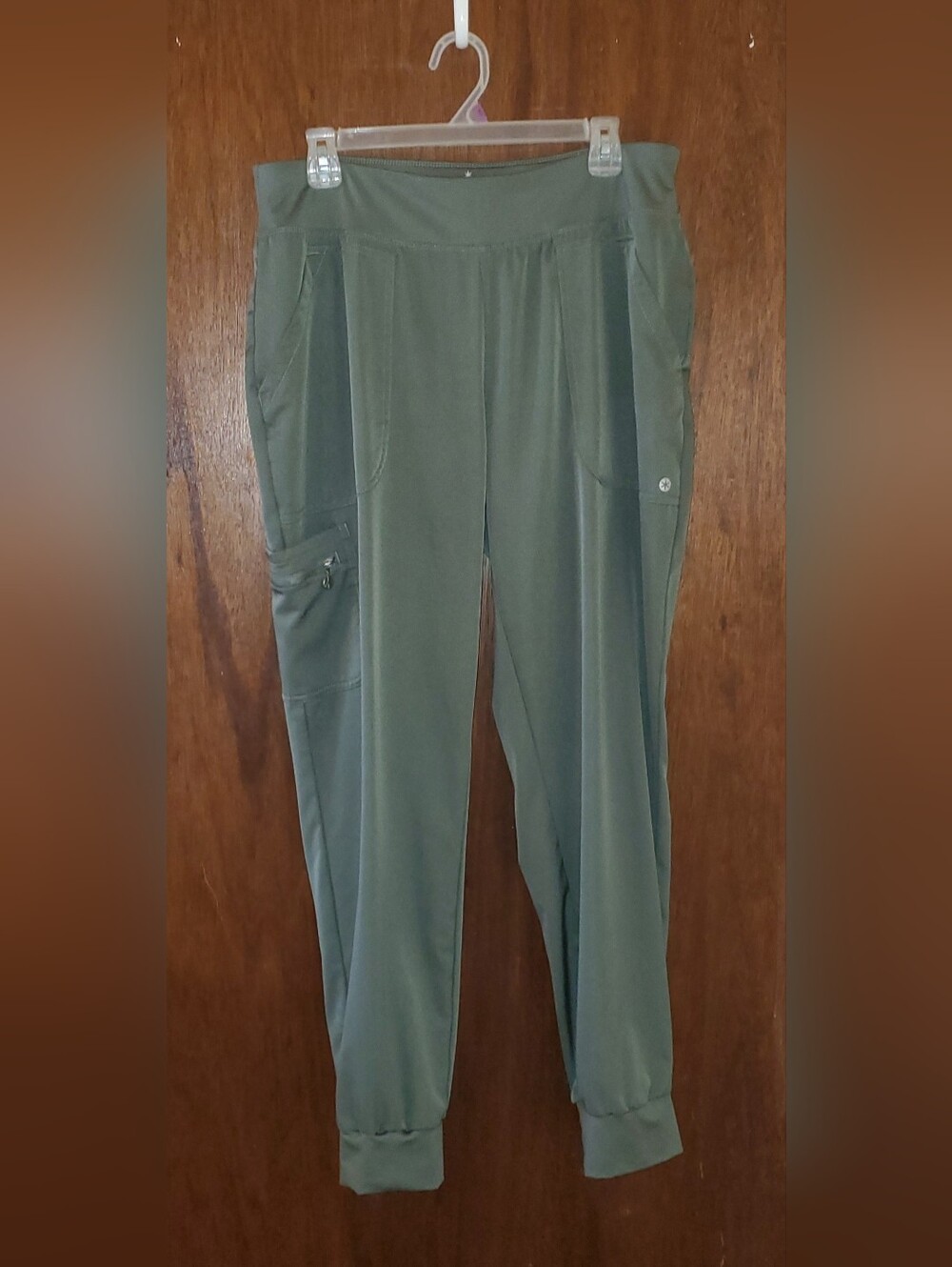 Beyond Scrubs  Olive Green Cargo Jogger Scrub Pants Sz Large